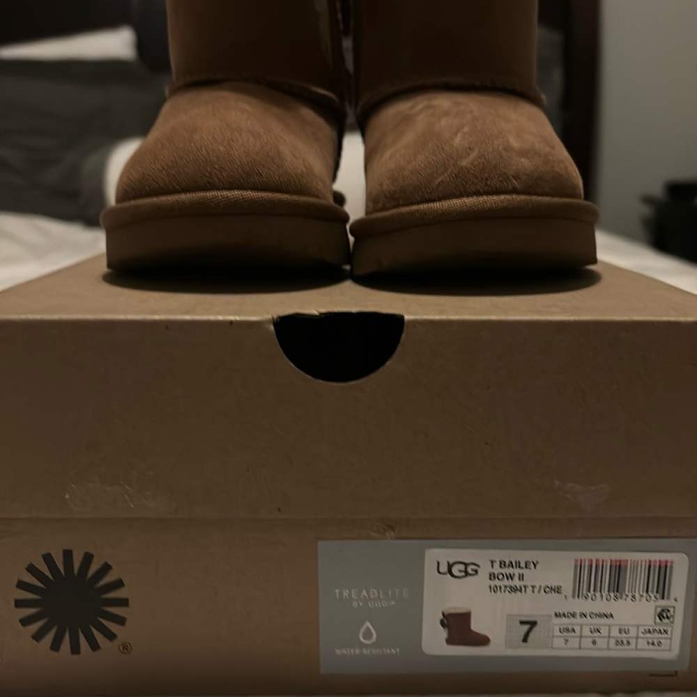 UGG T Bailey Bow II Boots, new in box with original packaging, infant size 7